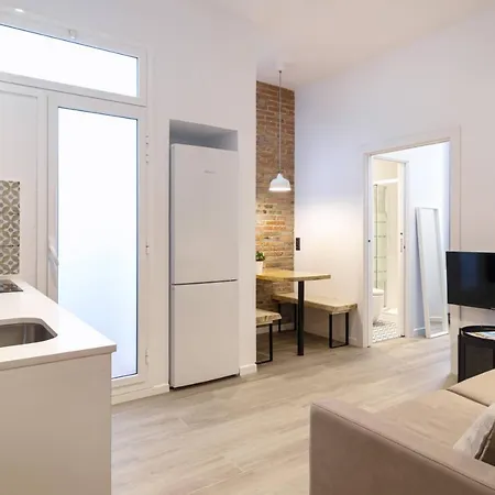 Alcam Hospitalet Apartment *